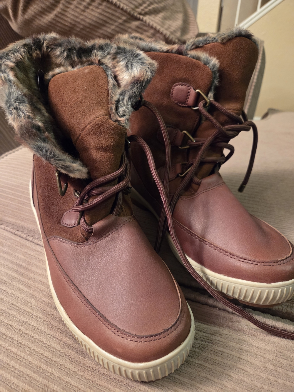 TARA M Women's Brown Faux-Fur Lined Winter Ankle Boots